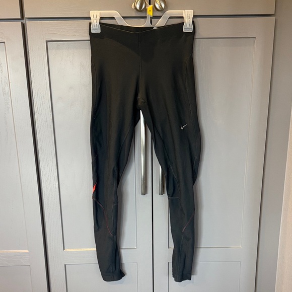 Nike Pants - Nike dri fit leggings